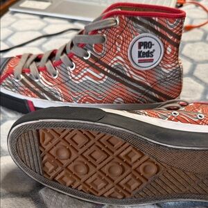 Pro-Keds Men's Sz 11 High-Top Sneakers - Red and Gray, Y2K, Abstract, Psychedeli